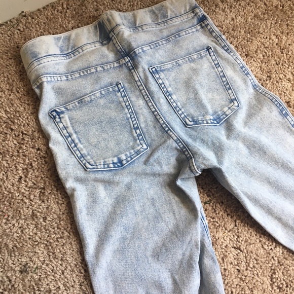 Lightwash jeans - Picture 5 of 6